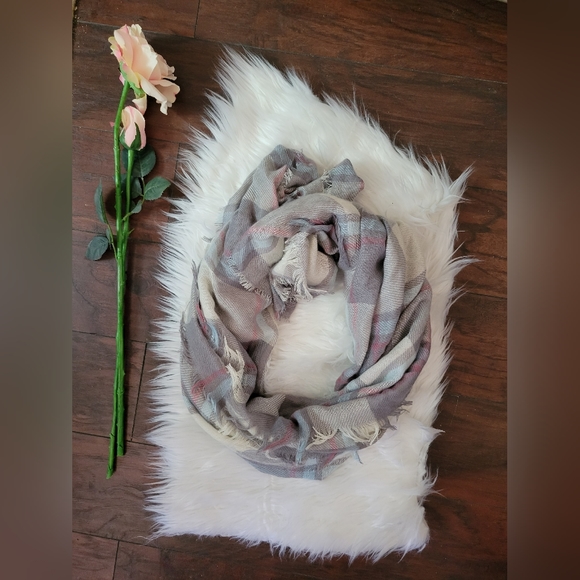 Pastel plaid scarf, 60" large shawl style with fringe - Picture 2 of 8